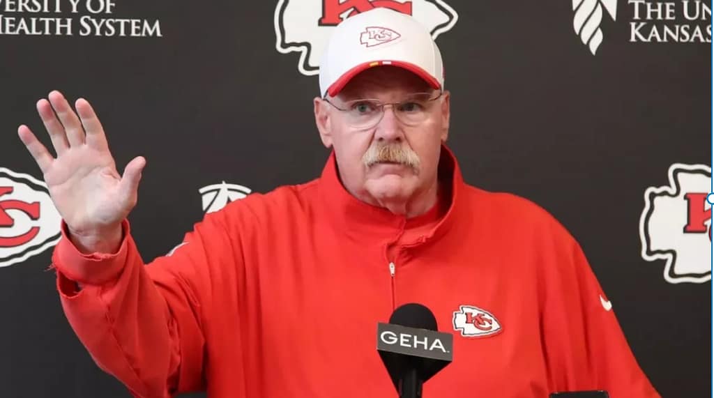 Andy Reid on Travis Kelce commitment.